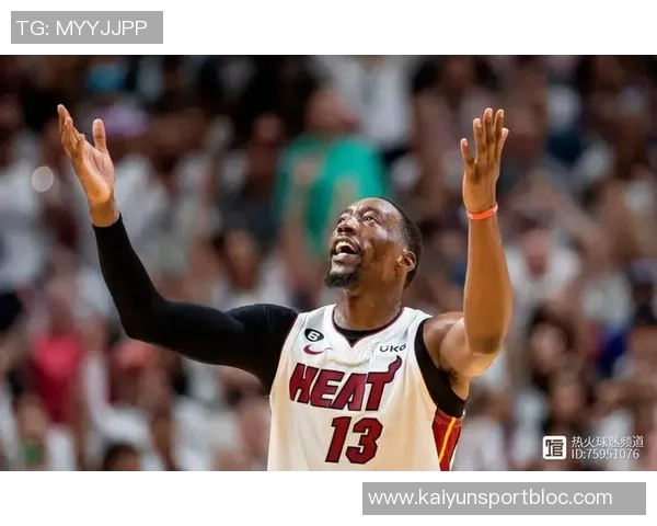 阿德巴约九年媒体日变化难以辨识年份让人困惑